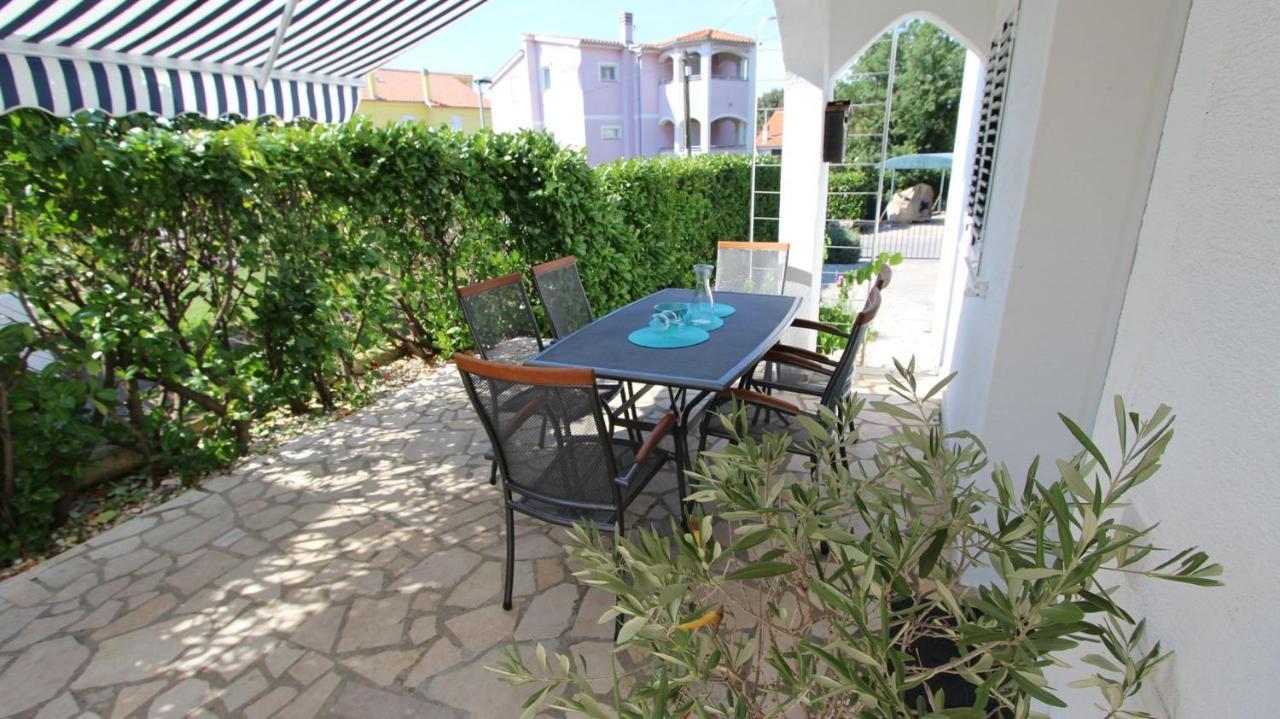 Apartments Adrijana Malinska Buitenkant foto