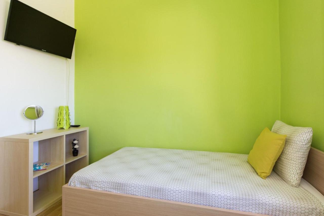 Apartments Adrijana Malinska Buitenkant foto